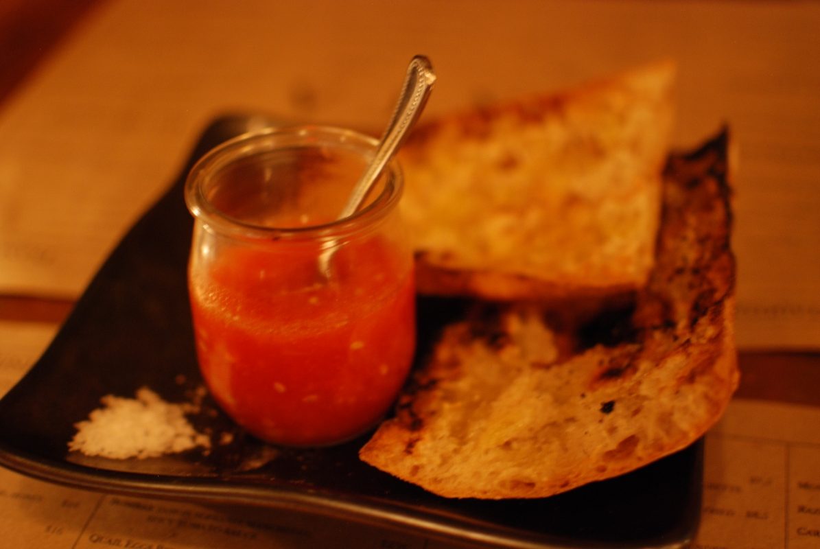 DIY pan con tomato